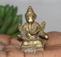 1980's Vintage Old Brass Hindu Religious Ganesh Statue Small Antique Collectible