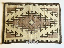 ANTIQUE Navajo Rug Native American Indian Weaving VTG Two Gray Hills 49x35