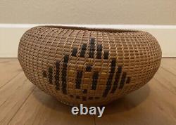 Antique Vintage Native American Indian Finely Woven Washoe Large 10.25 Basket