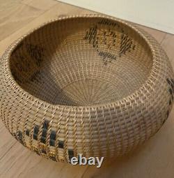 Antique Vintage Native American Indian Finely Woven Washoe Large 10.25 Basket