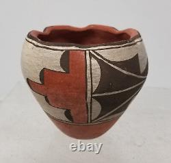 Antique Vintage SouthWestern Native American Indian Pueblo Pot Painted