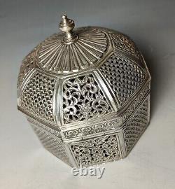 Fine Large Heavy Octagonal Domed Indian Mughal Silver Box Antiques Asian Art