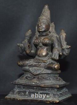 Goddess Hindu large Maheshwari Parvathi 5 inches vintage