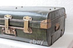 Old Vintage Iron Trunk Brass Lock Trunk Box Antique Collectible Bf-36