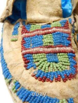 VINTAGE ANTIQUE 1890s ARAPAHO INDIAN BEADED MOCCASINS SINEW HARD SOLES WYOMING