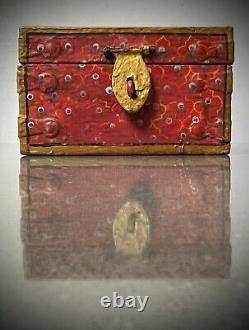 VINTAGE INDIAN JEWELLERY BOX VALUABLES BIKANER PAINTING SCHOOL RAJASTHAN 20th c