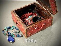 VINTAGE INDIAN JEWELLERY BOX VALUABLES BIKANER PAINTING SCHOOL RAJASTHAN 20th c