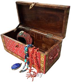 VINTAGE INDIAN JEWELLERY VALUABLES BOX BIKANER PAINTING SCHOOL RAJASTHAN 20th c