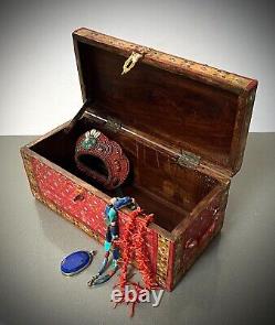 VINTAGE INDIAN JEWELLERY VALUABLES BOX BIKANER PAINTING SCHOOL RAJASTHAN 20th c