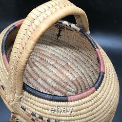 Vintage / Antique Woven Native Indian Large Basket Navjo Lidded