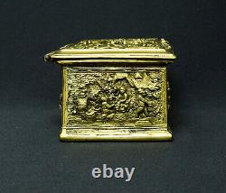Vintage Indian Ethnic World War Theme Brass Jewellery Box Hunting & War Sequence