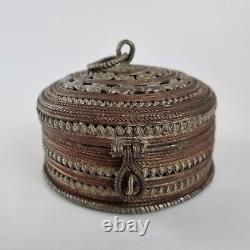 Vintage Indian Tinned Copper Curcular Storage Box 14.3cm In Diameter