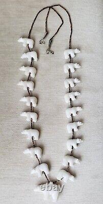 Vintage Native American Indian Fetish Necklace White Bears