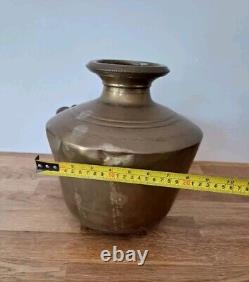 Ancienne Vintage Rare Fait Main Unique Pot / Vase en Laiton Lourd avec une Patine Riche