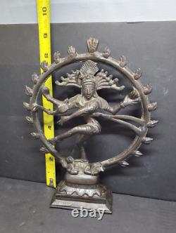 Ancienne/Vintage Statue en Bronze du Dieu Hindou Shiva Nataraja, Seigneur de la Danse à Quatre Bras