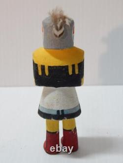 Ancienne figurine Hopi Pueblo indienne au bras raide, taille 4 1/8 pouces