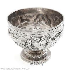 Antique Indien Raj Période Lucknow Silver Repousse Scènes De Chasse Pedestal Bowl