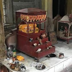 Antique Vintage Indien Hindu Temple Accueil Sanctuaire. Sacré Vermillion Et Noir. Om