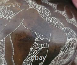 Art érotique de position sexuelle dans un pot en bronze de collection indienne antique Kama Sutra explicite