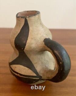 Artisanat de poterie polychrome amérindien amérindien antique et vintage de la tribu Acoma Pueblo