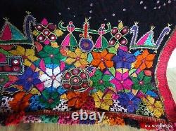 Châle de voile de mariage rabari du Gujarat avec broderies vintage textile Saurashtra Inde