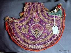Éventail brodé du Gujarat, Inde, éventail à la main de Kutch, motif paon, fragment vintage et antique