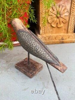 Figurine De Pigeon D'oiseau En Bois D'origine Artisanale Avec Ailettes En Laiton Embedded 10x8