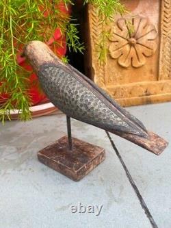 Figurine De Pigeon D'oiseau En Bois D'origine Artisanale Avec Ailettes En Laiton Embedded 10x8