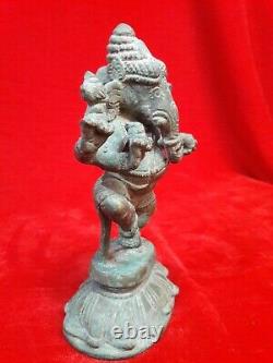 Figurine En Laiton Antique Vtg Idol Lord Ganesha Temple Hindou Statue Sculpture A-51