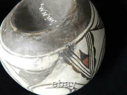 Grand Antique Vintage Zuni Poterie Indienne Classique Olla Forme Pot Concave Base