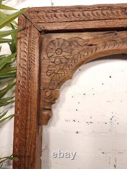 Grand Vieux Temple Indien Sculpté À La Main En Bois Cadre De Fenêtre Miroir Décoratif Mur