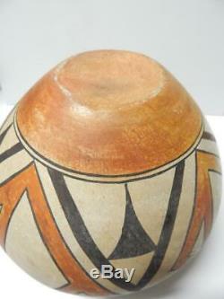 Grand Vintage / Antique Laguna Pueblo Indian Pottery Pot Olla Pot Concave Base