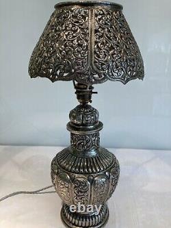 Lampe De Table Indienne Argentée Vintage Antique Et L'ombre Refaite