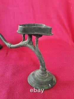 Lampe à huile antique en laiton de temple hindou vintages, en bronze, indienne, Pooja Arathi Diya D-2.