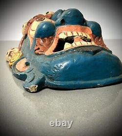Masque de protection Vintage Mahakala tibétain bleu avec anneau de cinq crânes. Népal.