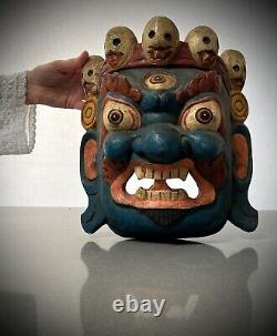 Masque de protection Vintage Mahakala tibétain bleu avec anneau de cinq crânes. Népal.