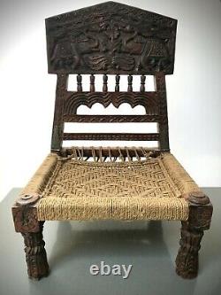 Mobilier Ancien En Bois Indien. Chaise Basse Traditionnelle Tribal Pidha
