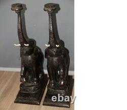 Paire D'anciennes Grandes Lampes Décoratives Sculptées En Bois Éléphant