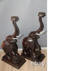 Paire de superbes lampes décoratives en bois sculpté de style vintage représentant des éléphants