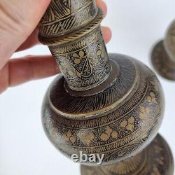 Paire de vases trompette en laiton indien vintage avec émail noir de style Bidriware, 35cm