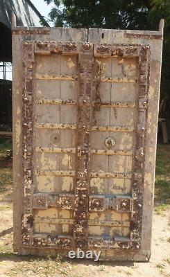 Porte indienne sculptée vintage, porte indienne antique, porte en bois de teck, fer et bois