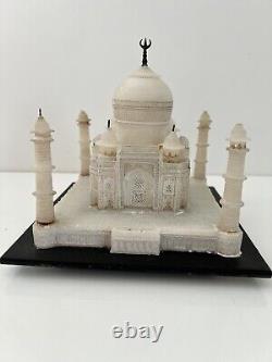 Sculpture en albâtre vintage / Maquette du Taj Mahal 16cm de haut sur une base de 17cm