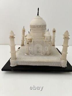 Sculpture en albâtre vintage / Maquette du Taj Mahal 16cm de haut sur une base de 17cm