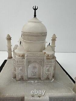 Sculpture en albâtre vintage / Maquette du Taj Mahal 16cm de haut sur une base de 17cm