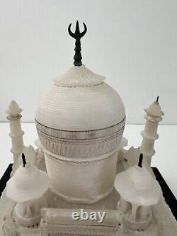 Sculpture en albâtre vintage / Maquette du Taj Mahal 16cm de haut sur une base de 17cm