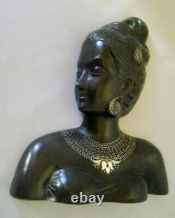 Sculpture murale en argent rare en incrustation d'argent d'une tête de femme en Bidri Ware vintage