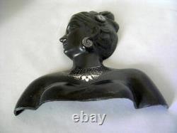 Sculpture murale en argent rare en incrustation d'argent d'une tête de femme en Bidri Ware vintage