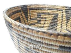 Showy Huge Grand Vintage Antique C. 1900-20 Pima Indian Basket Whirling Logs Dsgn