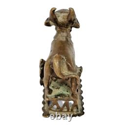 Statue / Figure en laiton ancien vintage de vache, veau, Krishna et Shiv Ling des années 1800