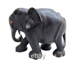 Statue d'éléphant en bois de rose / ébène sculpté à la main de l'ancien antique des années 1800